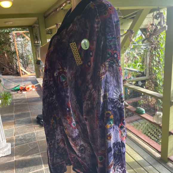 Crushed velvet vintage abstract zip up sweater - Picture 2 of 9